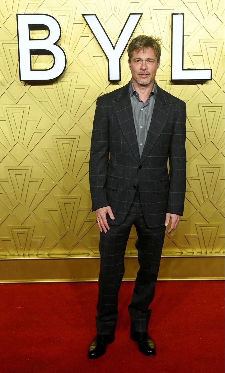 Bradley Pitt red carpet portrait
