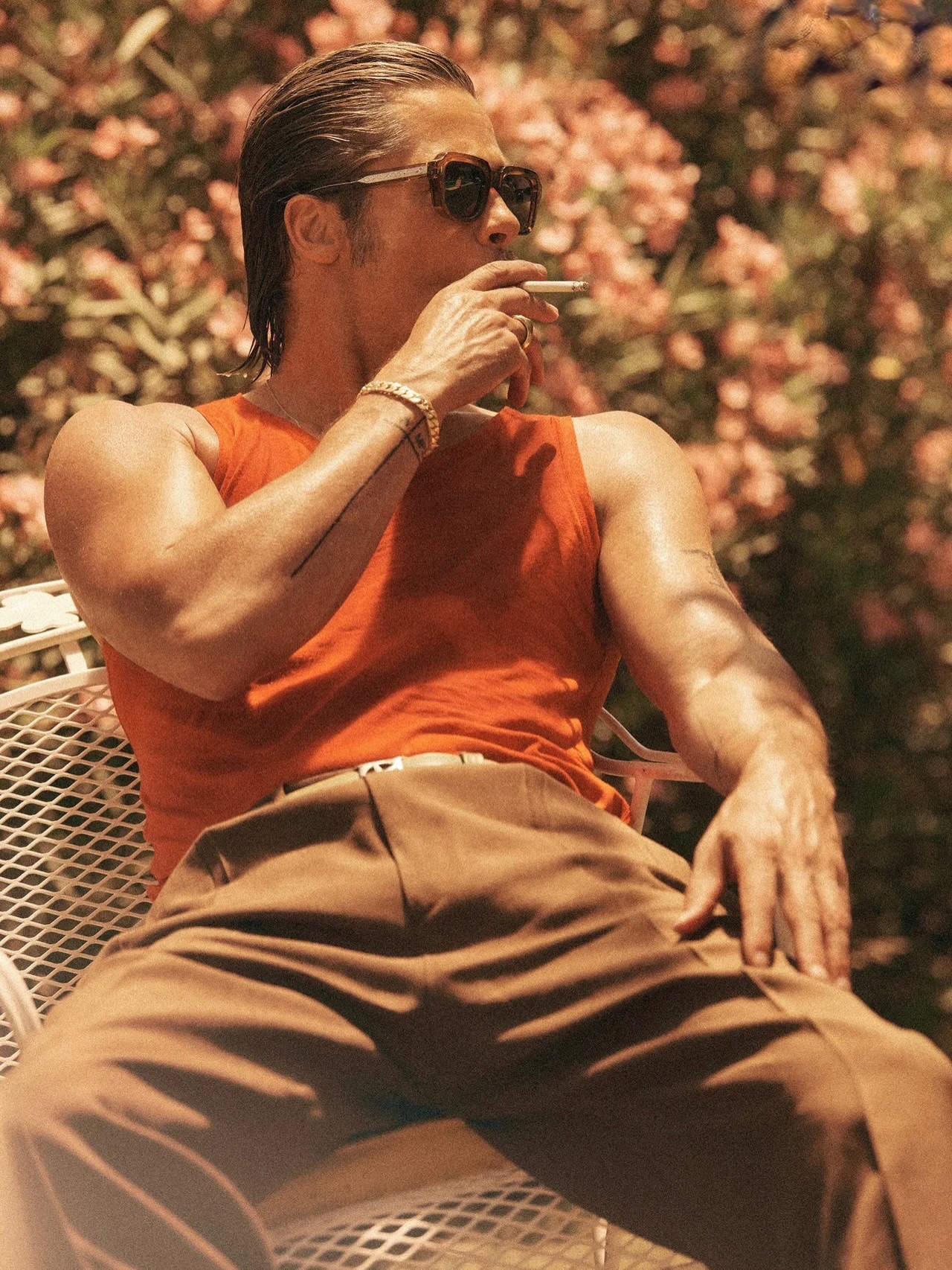 Bradley Pitt studio close-up